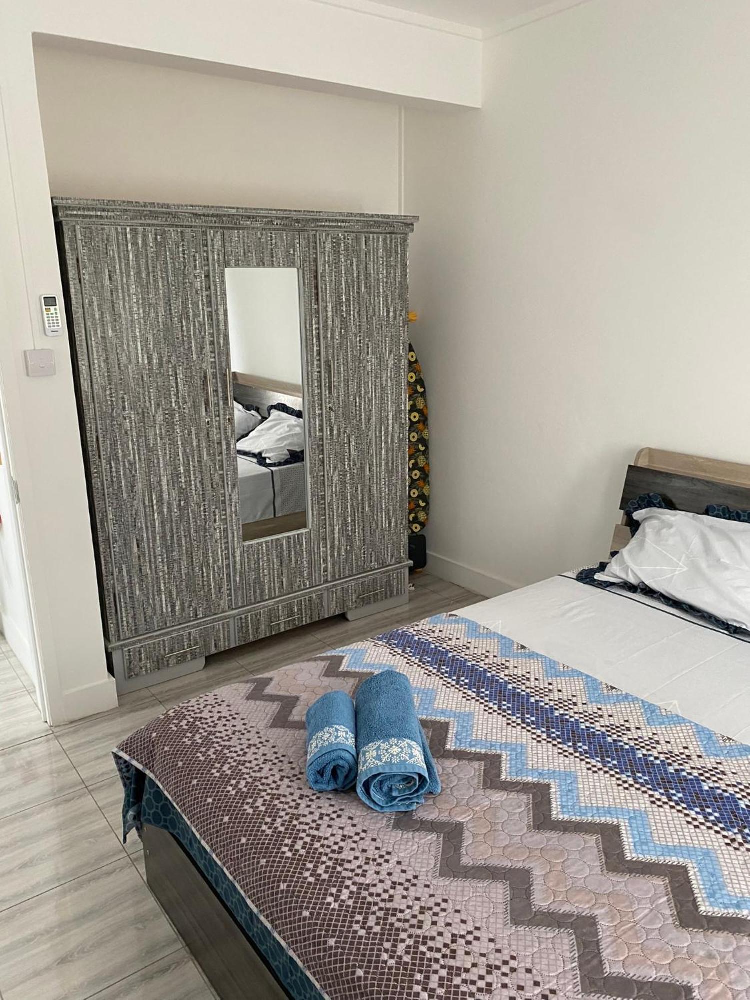 Olive - A Two Double Bed Duplex At Village With Swimming Pool Apartment *