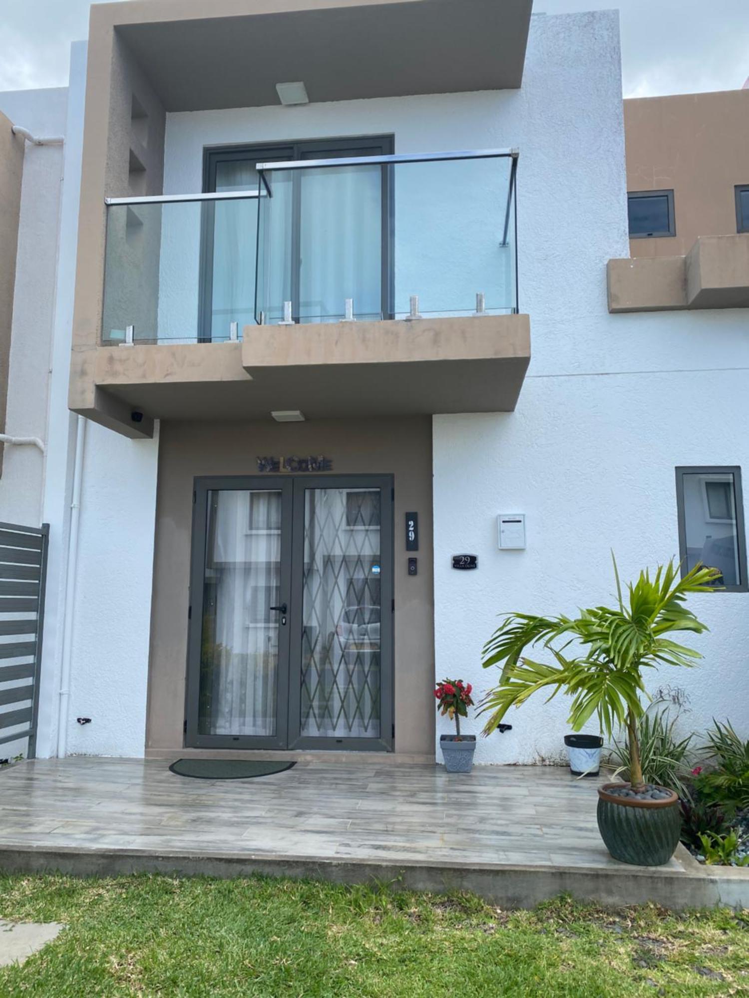 Olive - A Two Double Bed Duplex At Village With Swimming Pool Apartment *